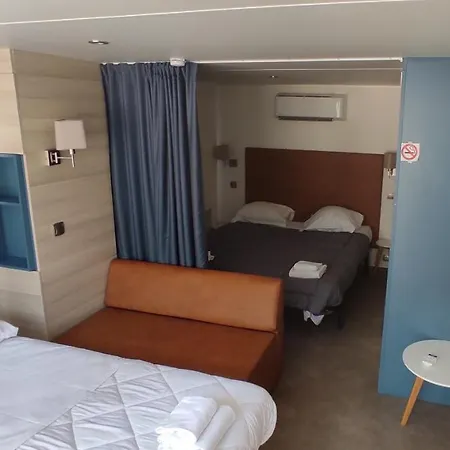 Hotel Domaine Des Voiles De 3*